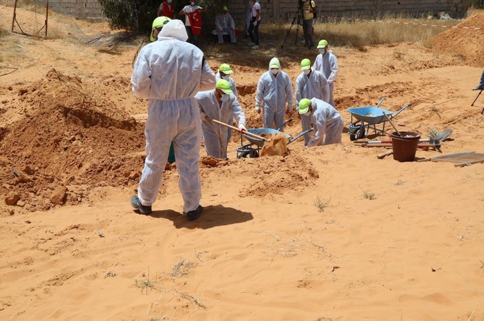 Mass graves have been found in areas liberated by Haftar forces in Libya. (İHA Photo)