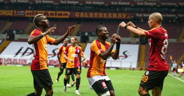 Galatasaray players celebrate a goal against Gaziantepspor, Gaziantep, Turkey, June 21, 2020. (AA Photo) 