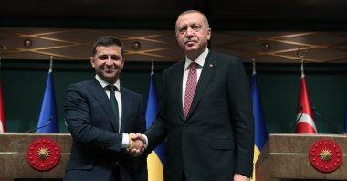 President Recep Tayyip Erdoğan (R) and his Ukrainian counterpart Volodymyr Zelensky shake hands after joint press conference, Ankara, Aug. 7, 2019 (Sabah File Photo)