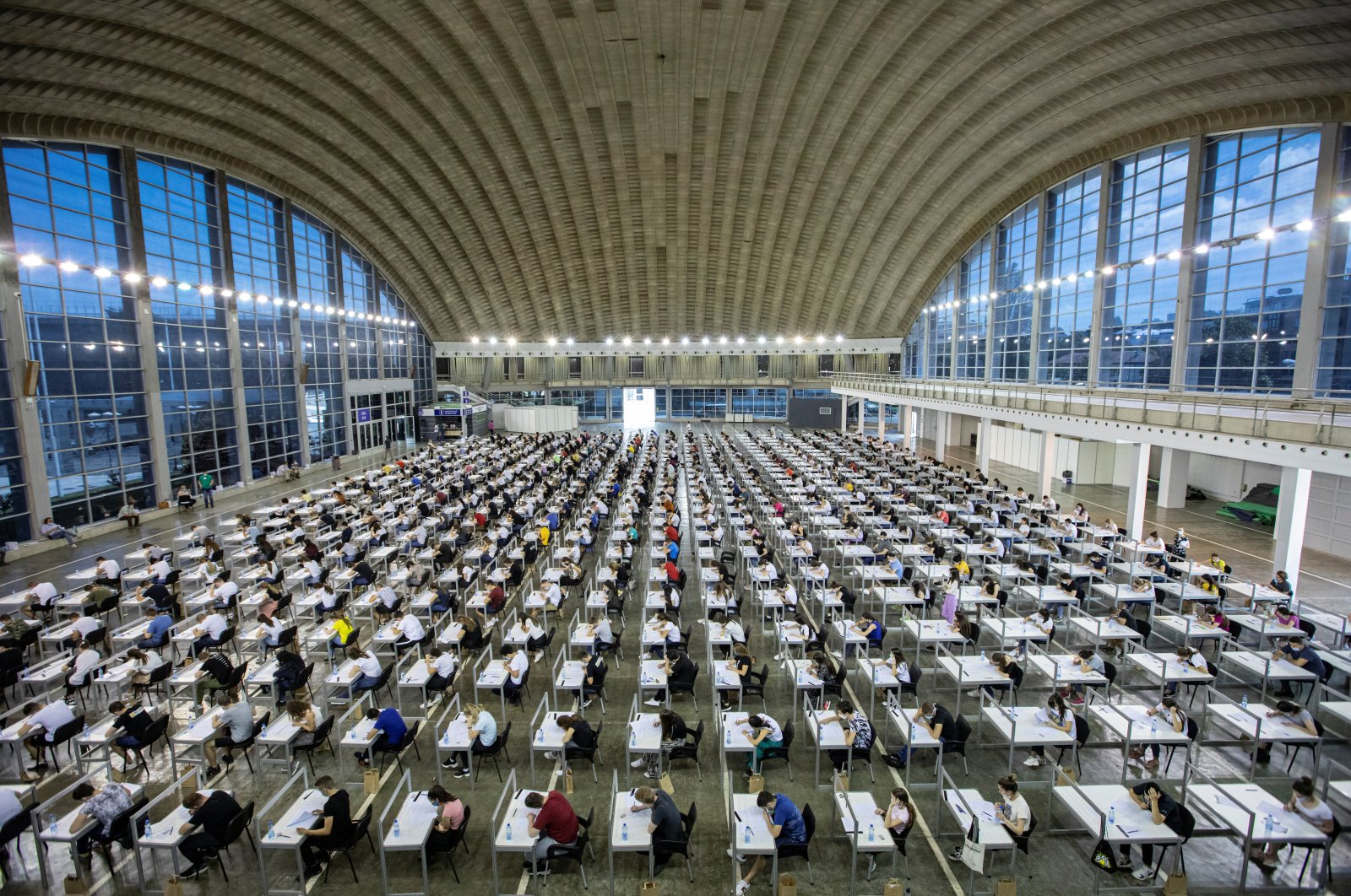 Students take a university entrance exam in a hall of the Belgrade Fair, following the coronavirus disease (COVID-19) outbreak in Belgrade, Serbia, June 30, 2020. (Reuters Photo)