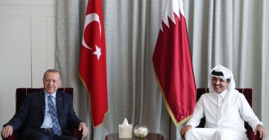 This handout picture provided by Qatar's Government Communications Office (GCO) on July 2, 2020 shows Emir Sheikh Tamim bin Hamad al-Thani (R) meeting with President Recep Tayyip Erdoğan in the capital Doha. (AFP Photo)