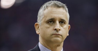 Utah Jazz assistant coach Igor Kokoskov stands during a timeout in the first half of game 2 in the team's NBA basketball second-round playoff series against the Houston Rockets, in Houston, May 2, 2018. (AP Photo)