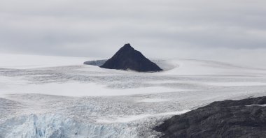 A month of discoveries, excitement and challenges awaited the Turkish team in Antarctica. (Photos by Hayrettin Bektaş)