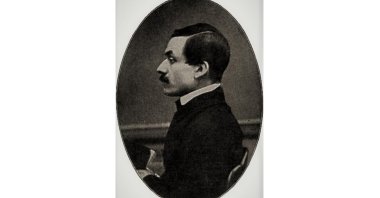 Returning from France with an excellent understanding of literature, İbrahim Şinasi presented important books on Turkish language in his oeuvre.