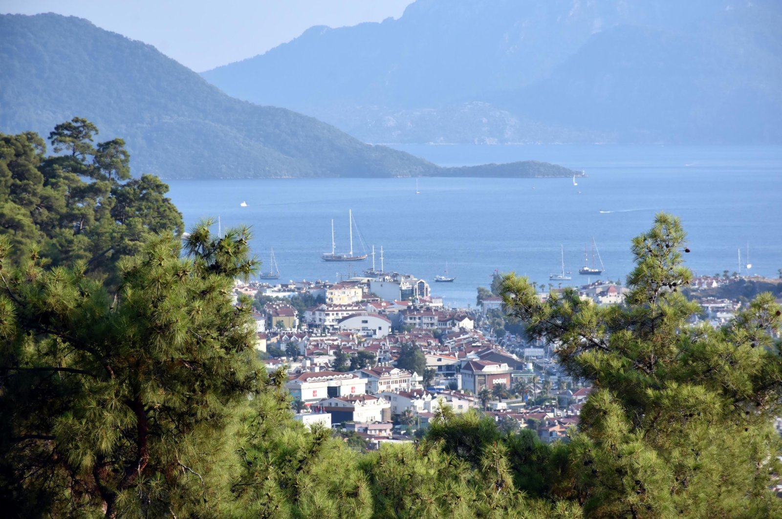 Houses and holiday resorts on the Mediterranean coast of Muğla province's Marmaris district, Turkey, July 22, 2020. (DHA Photo)

