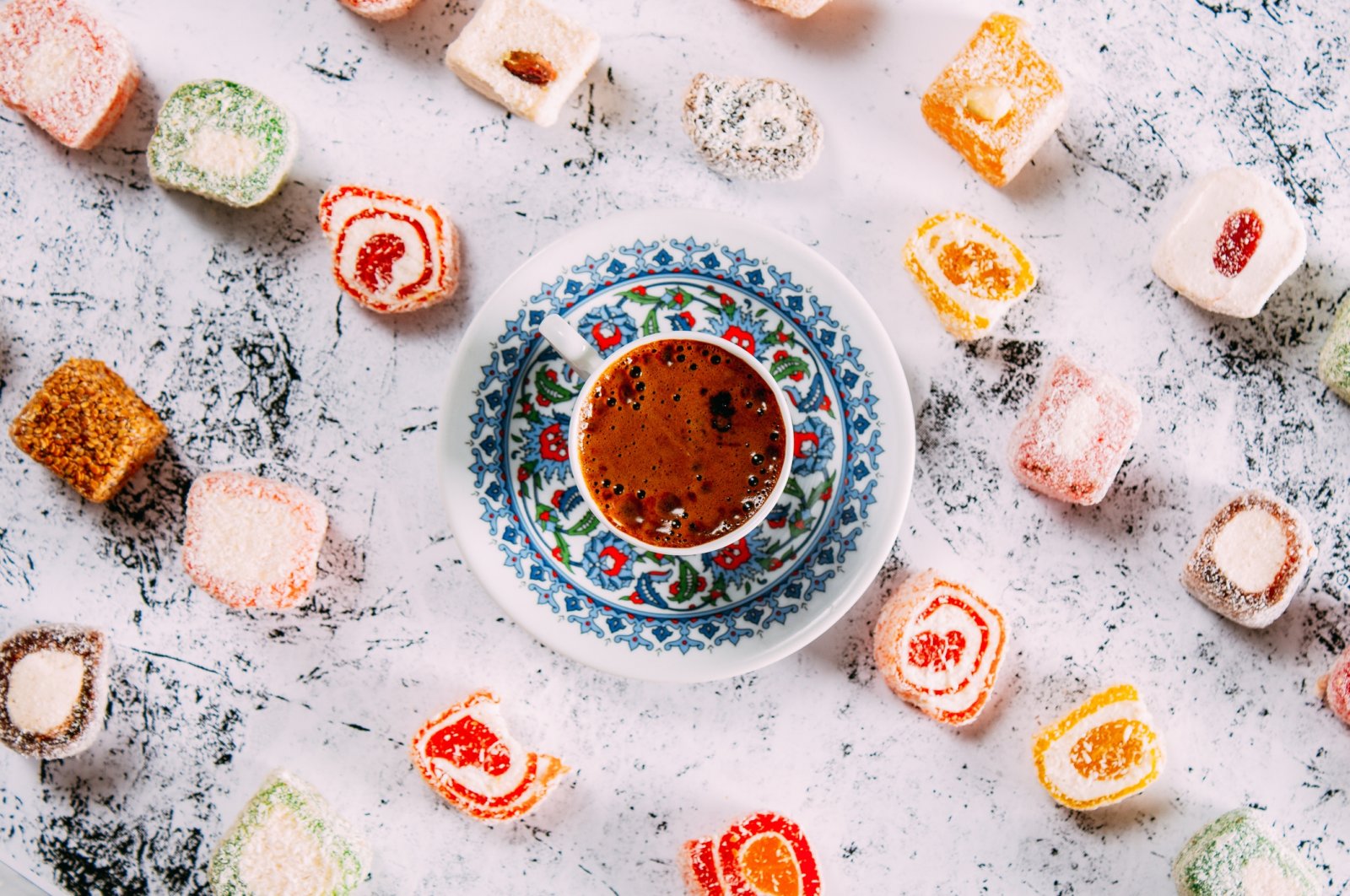 When in doubt, Turkish delight and a pack of Turkish coffee will always be a good gift idea. (iStock Photo) 