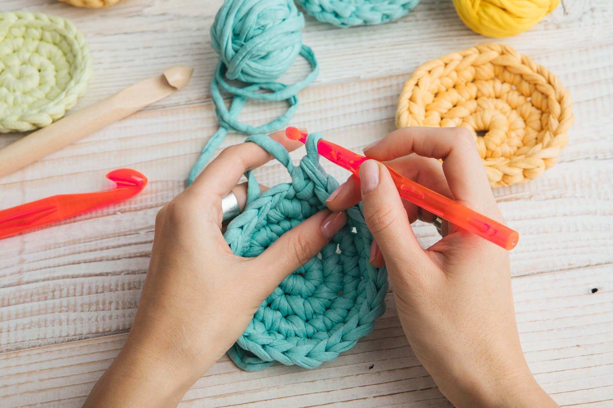 A beginner's guide to crocheting through the eyes of someone who