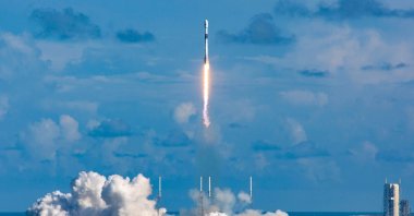A Falcon 9 rocket carrying South Korea's ANASIS-II satellite blasts off from Cape Canaveral Air Force Station in Florida, U.S., July 20, 2020. (Handout photo from South Korea's Defense Acquisition Program Administration via AFP) 