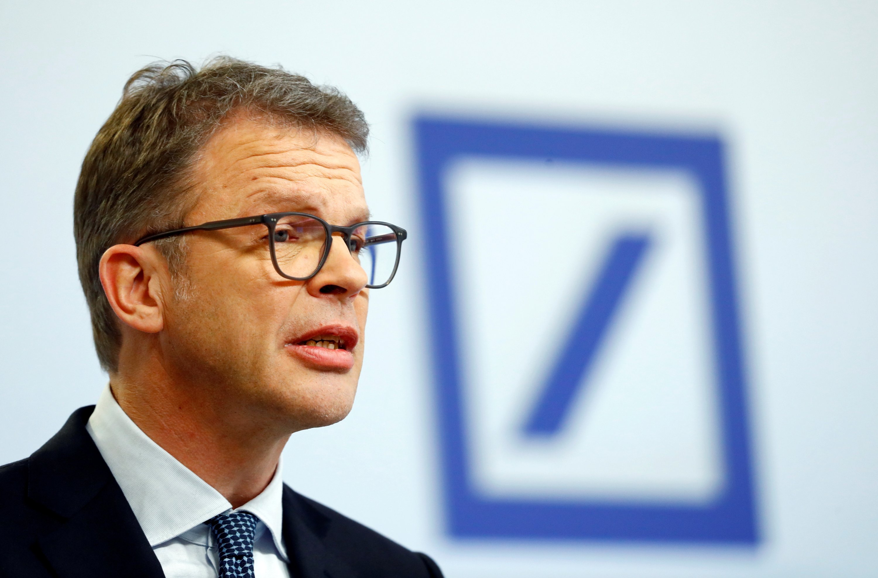 Deutsche Bank reports 2nd quarter net loss of $91 million thumbnail