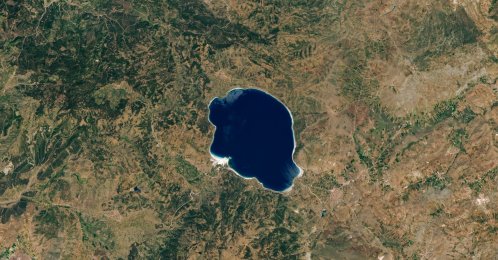 A satellite image captured by the Operational Land Imager (OLI) instrument on Landsat 8 shows Turkey's Lake Salda on June 8, 2020. (Photo: Landsat 8/NASA Earth Observatory)