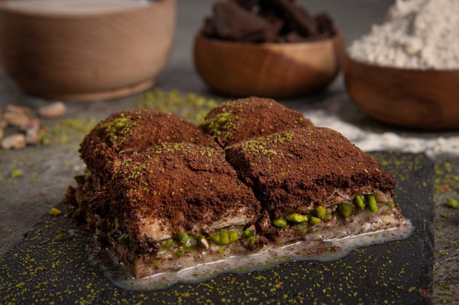 Cold baklava is among the desserts that have seen sales skyrocket on the eve of Qurban Bayram. (IHA Photo)
