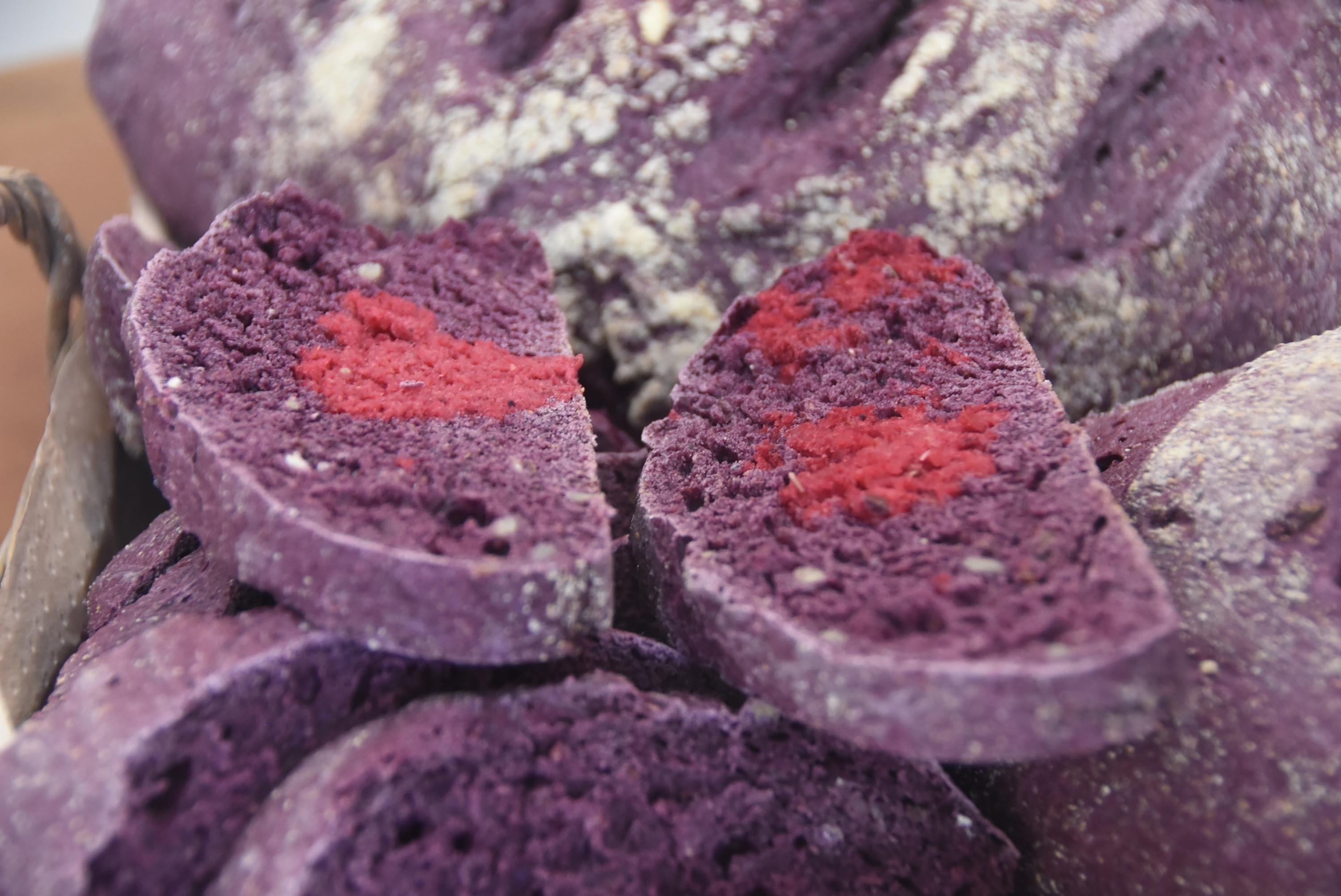 Getting its color from fruits and vegetables, purple bread offers a healthier alternative to white bread. (DHA Photo)