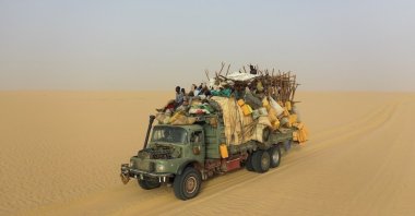 Still shot from “Tenere” by Hasan Söylemez.