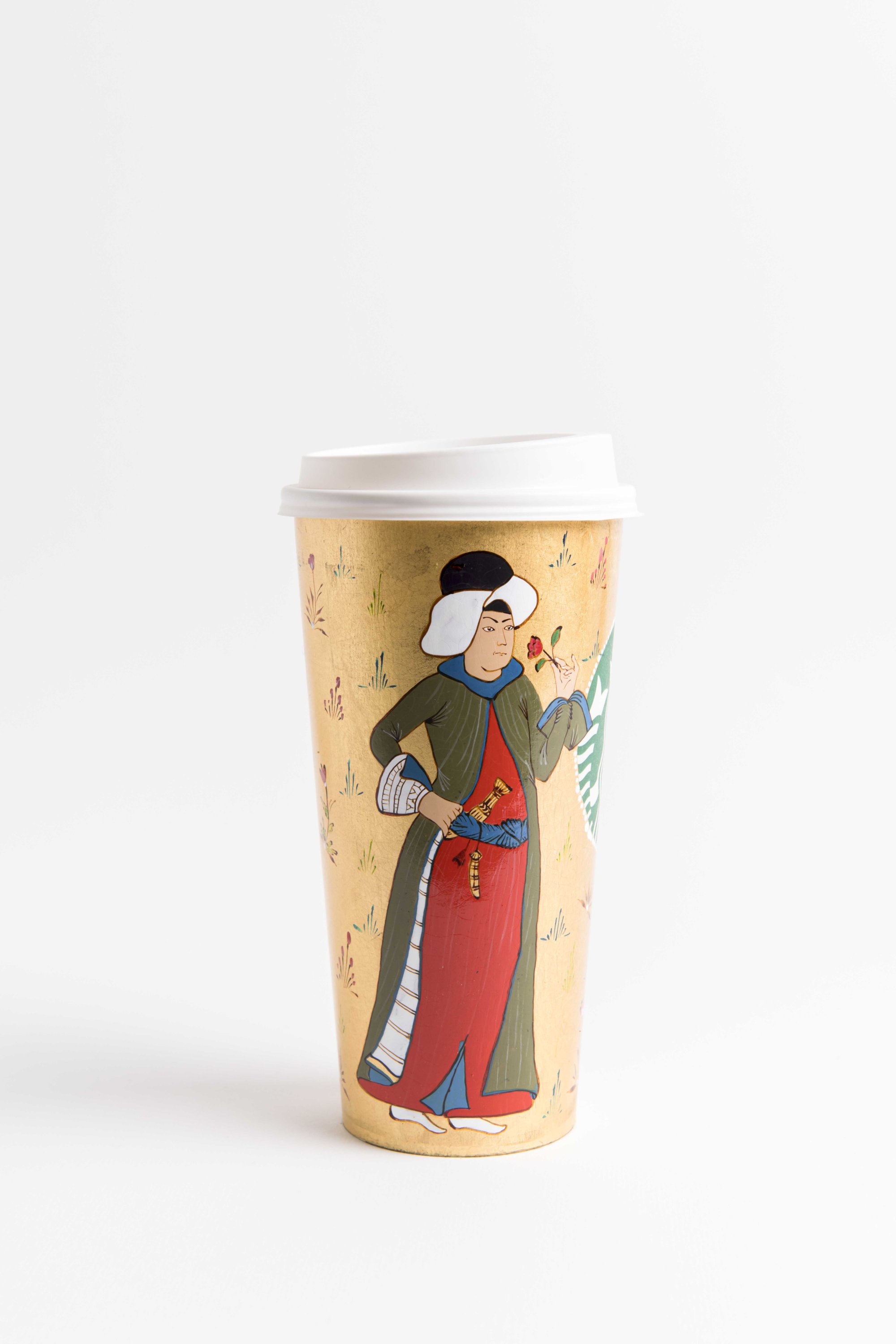 A miniature on a Starbucks coffee cup by Onur Hastürk.