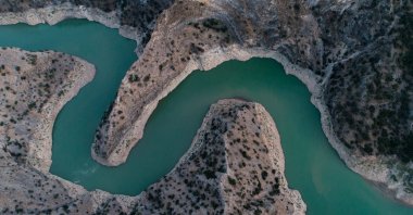 Arapapıştı (Inceğiz) Canyon, located in the Kale district of Denizli and between the borders of Aydın and Muğla provinces, offers a unique view to its visitors. (AA Photo)