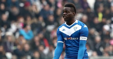 Mario Balotelli reacts during a Serie A match in Turin, Italy, Feb. 16, 2020. (AFP Photo)