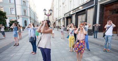 A photo showing Rimini Protokoll's "Remote X" performance. 