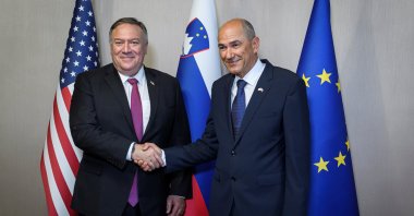 Slovenian Prime Minister Janez Jansa (R) shakes hands with U.S. Secretary of State Mike Pompeo ahead of their meeting in Bled, Slovenia, during Pompeo's four-nation visit to Central Europe, Aug. 13, 2020. (Reuters Photo)