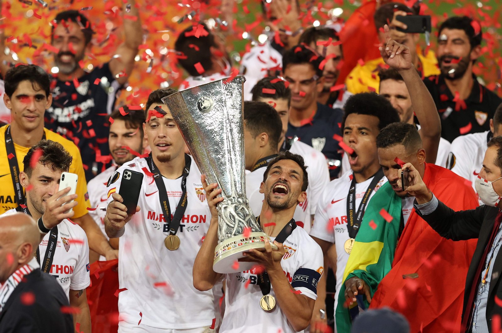 Sevilla Defeat Inter 3 2 In Thriller For Europa League Crown Daily Sabah