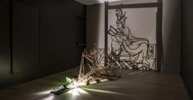 Rashad Alakbarov, "Miniature (Prince reading a book)," 2013, iron installation, 110 by 110 by 110 centimeters. (PHOTO COURTESY OF PERA MUSEUM)
