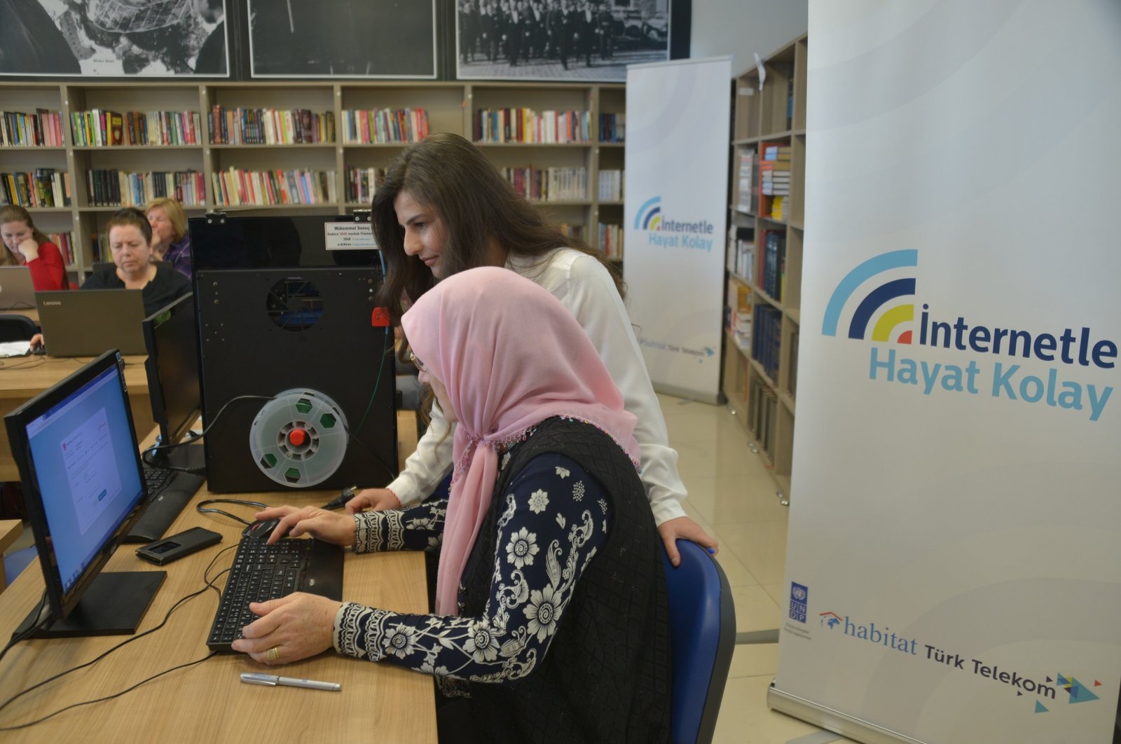 A woman attends a computer class in Kırklareli, northwestern Turkey on March 17, 2019. (Photo by Özgür Tiran)
