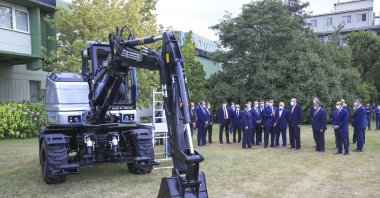 Hidromek's electric wheeled excavator was unveiled with the participation of President Recep Tayyip Erdoğan in Gebze, Kocaeli province, northwestern Turkey, Aug. 17, 2020. (AA Photo)