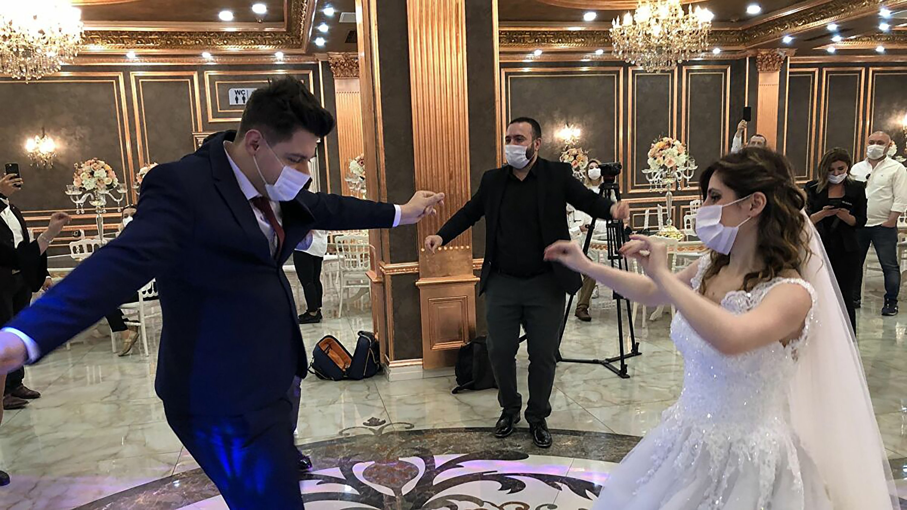 Restrictions On Weddings Tightened In Istanbul Amid Rising Covid 19 Cases Daily Sabah