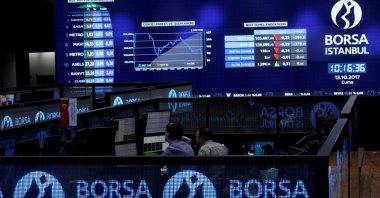 Traders work at their desks on the floor of the Borsa Istanbul Stock Exchange in Istanbul, Turkey, Oct. 13, 2017. (Reuters Photo)
