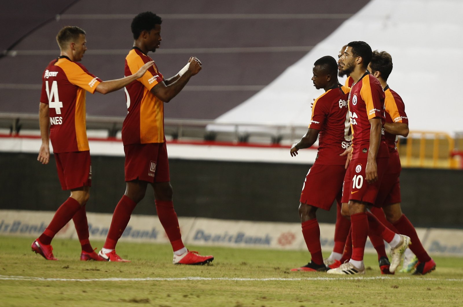 Galatasaray players celebrate a goal against Antalyaspor, in Antalya, southern Turkey, Jul. 28, 2020. (AA Photo) 