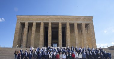 Republican People’s Party (CHP) Chairman Kemal Kılıçdaroğlu and other party members visit Anıtkabir in Turkey's capital Ankara on Sept. 9, 2020. (AA Photo)