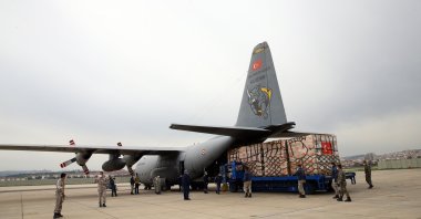A second military cargo plane carrying medical aid for the U.S., one of the countries most affected by the global pandemic, is loaded with supplies, Ankara, Turkey, June 3, 2020. (AA Photo)
