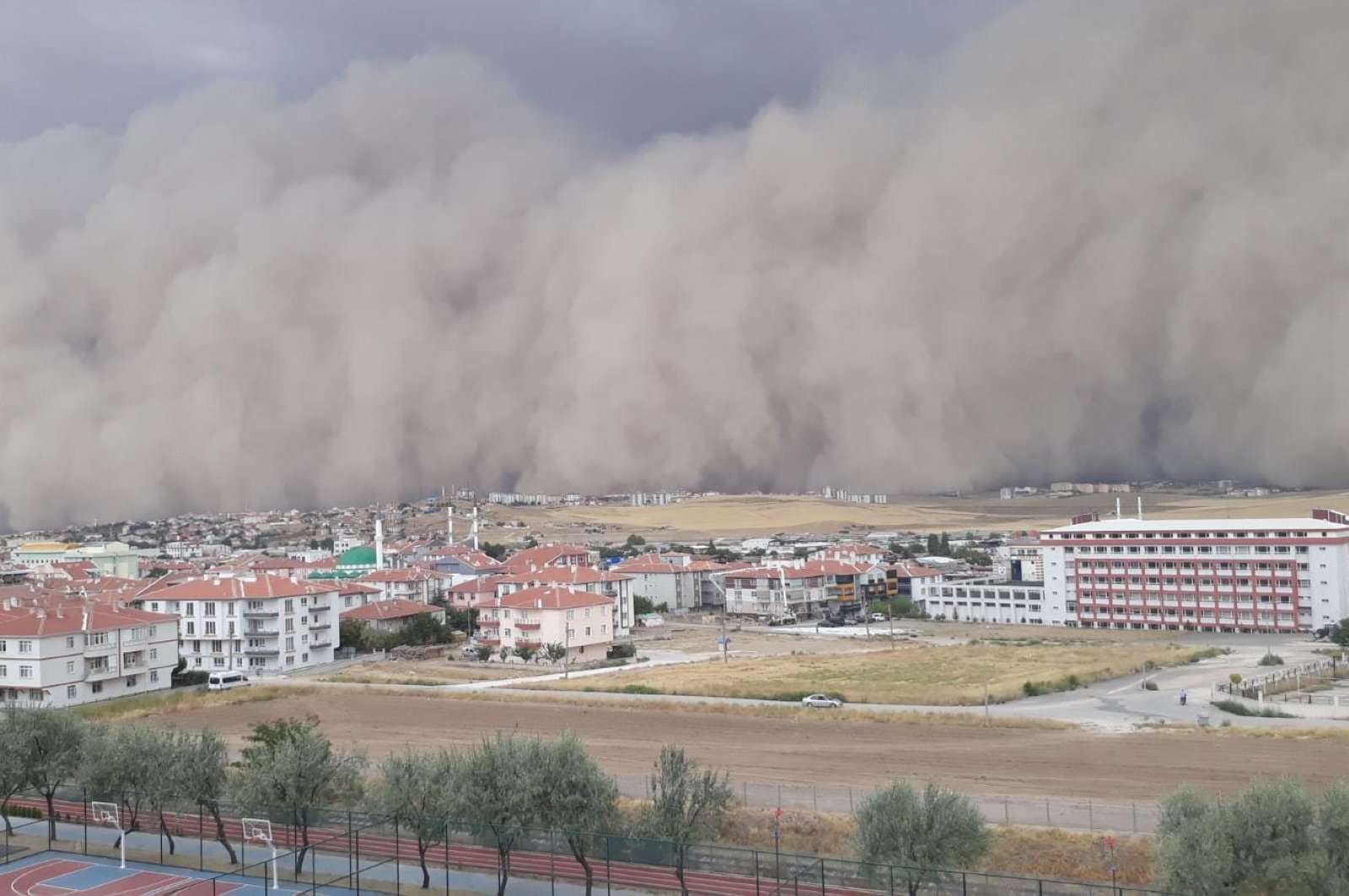 Huge dust clouds can be seen in Ankara's Polatlı district, Sept. 12, 2020. (DHA Photo)
