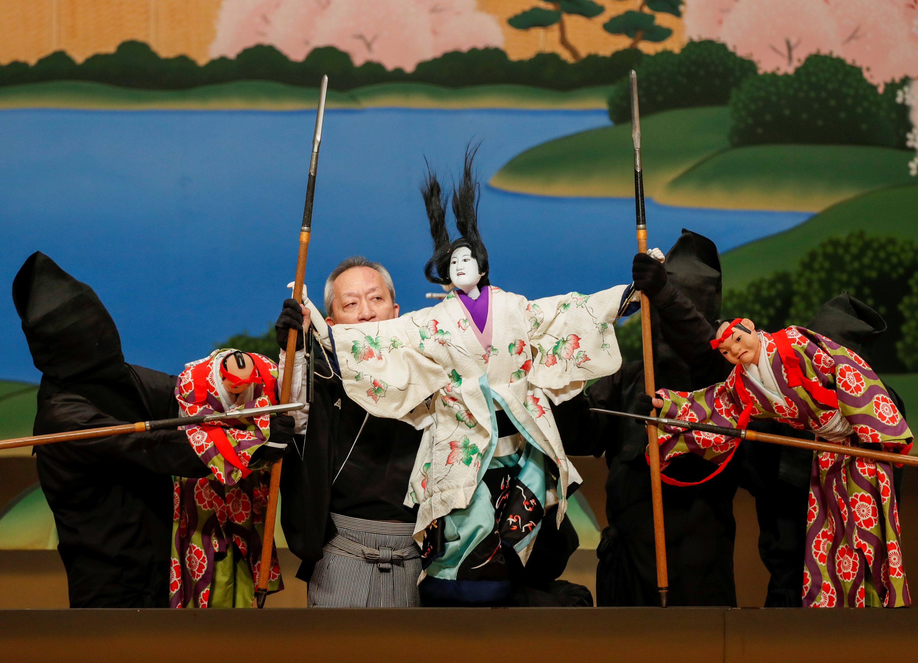 Kanjuro Kiritake performs Bunraku during the program "Komochi Yamanba" at the National Theatre in Tokyo, Japan, Sept. 7, 2020. (REUTERS PHOTO)