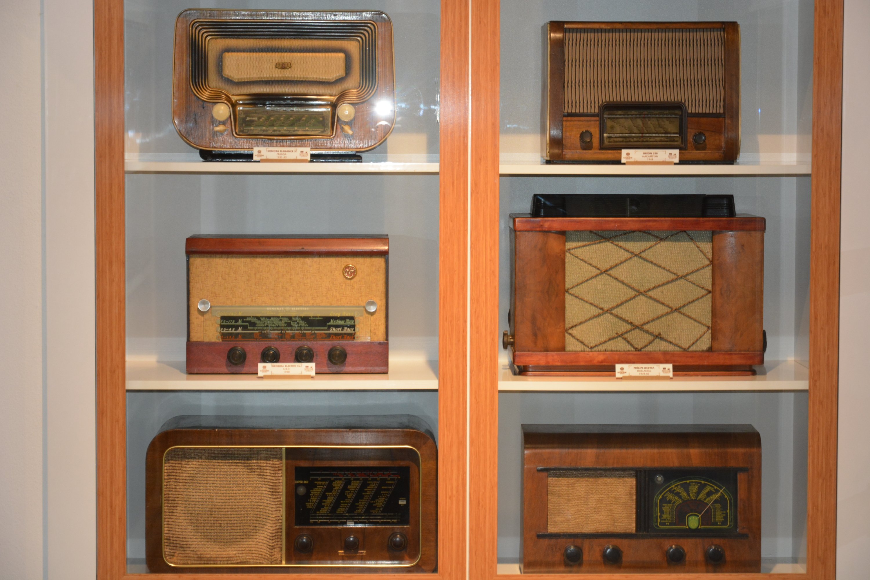 Some old radios are displayed at the museum, Malatya, eastern Turkey, Sept. 16, 2020. (AA PHOTO)