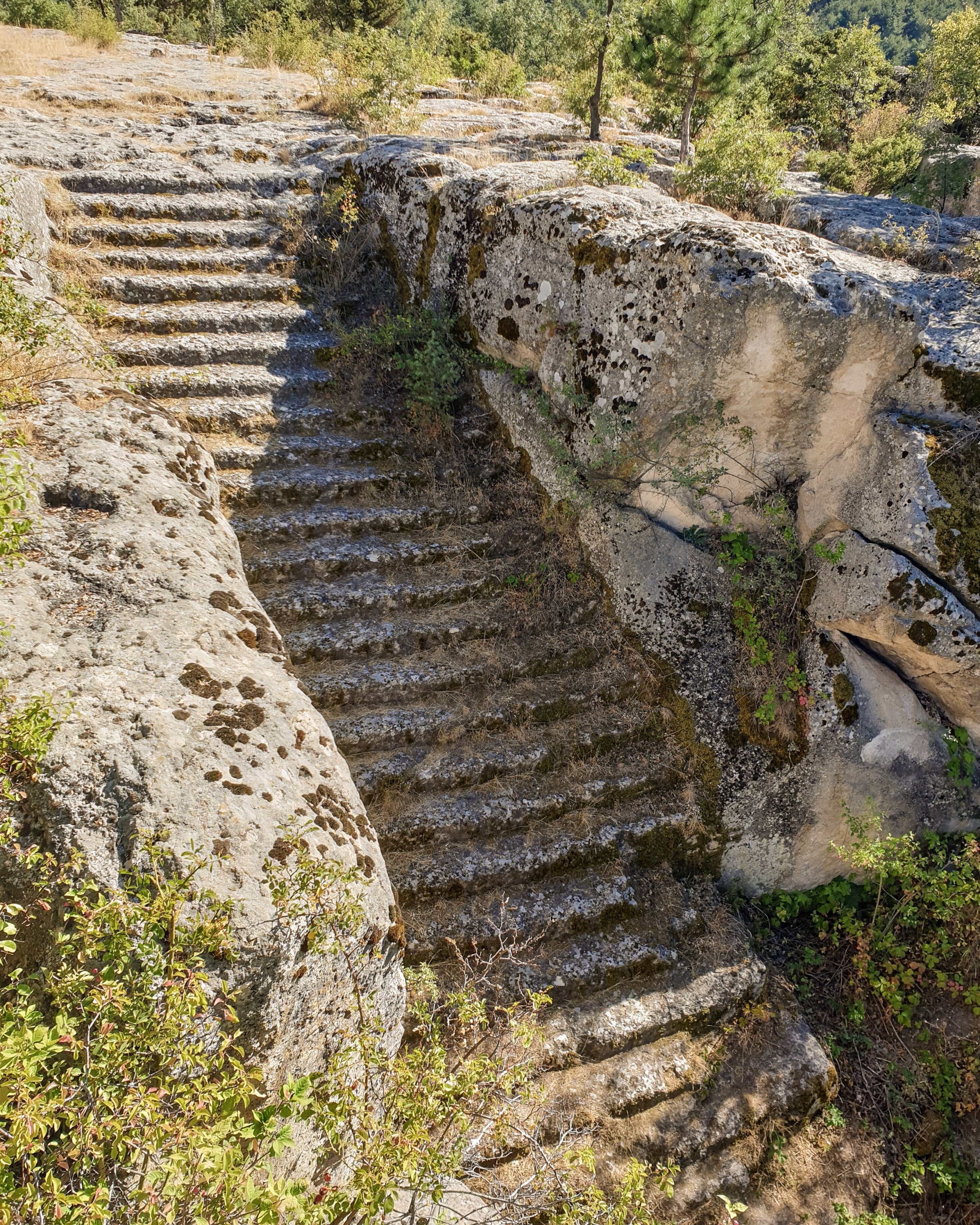 Stairs of a cistern in Yazılıkaya. (Photo by Argun Konuk)