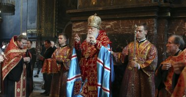 Patriarch Filaret, head of the Ukrainian Orthodox church of the Kyiv Patriarchate, conducts a service at the Volodymysky cathedral in Kyiv, Ukraine, Oct.16, 2018. (AP Photo)