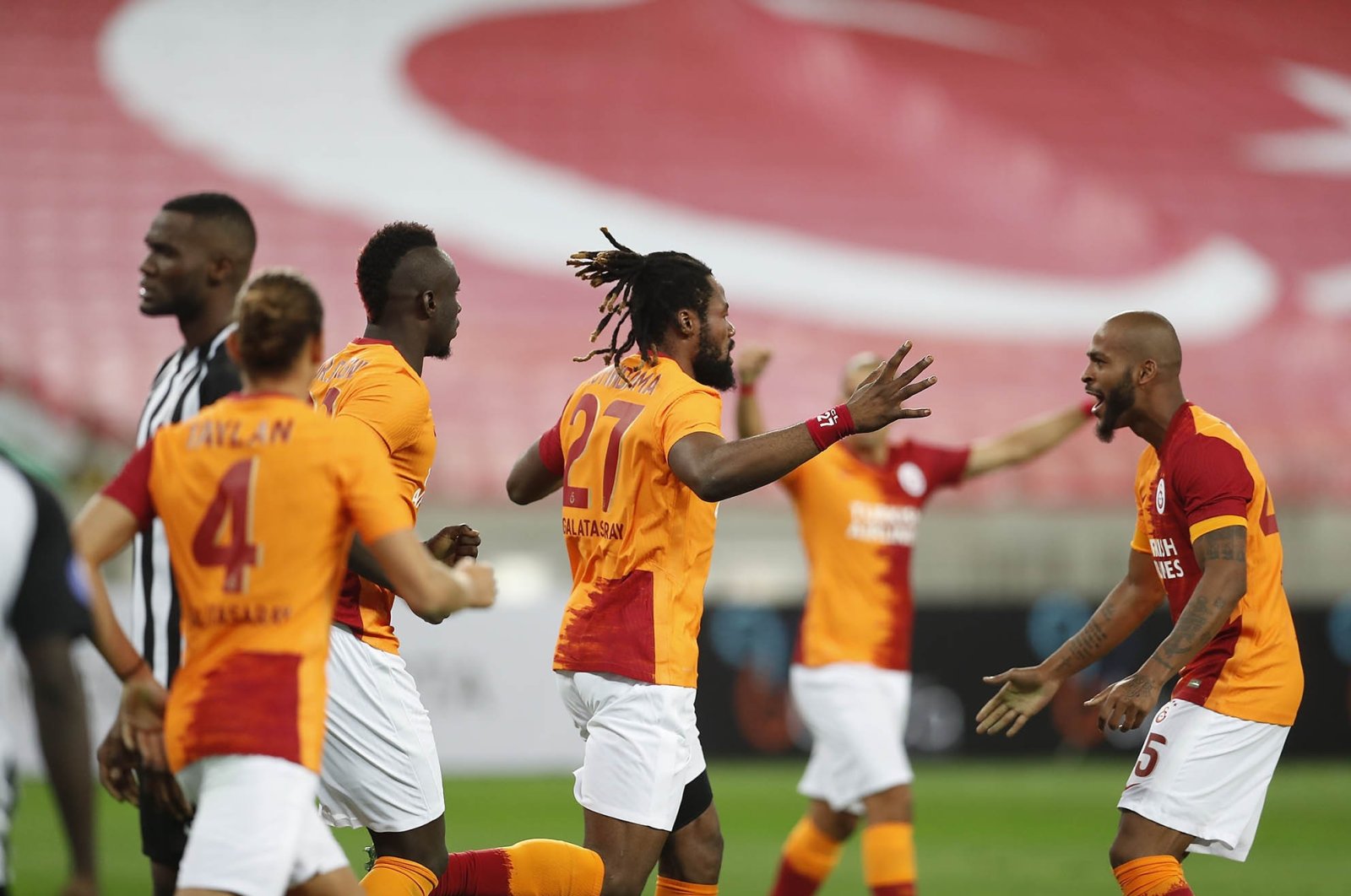 Galatasaray advances in Europa League qualifier after defeating Neftçi - Daily Sabah