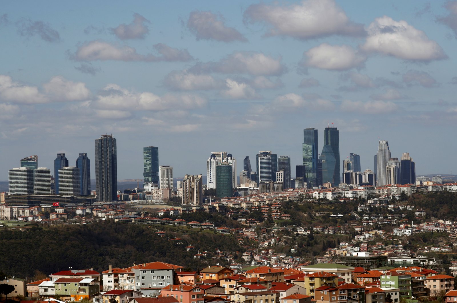 Skyscrapers are seen in the business and financial district of Levent, the location of leading banks' and companies' headquarters, in Istanbul, Turkey, March 29, 2019. (Reuters Photo)