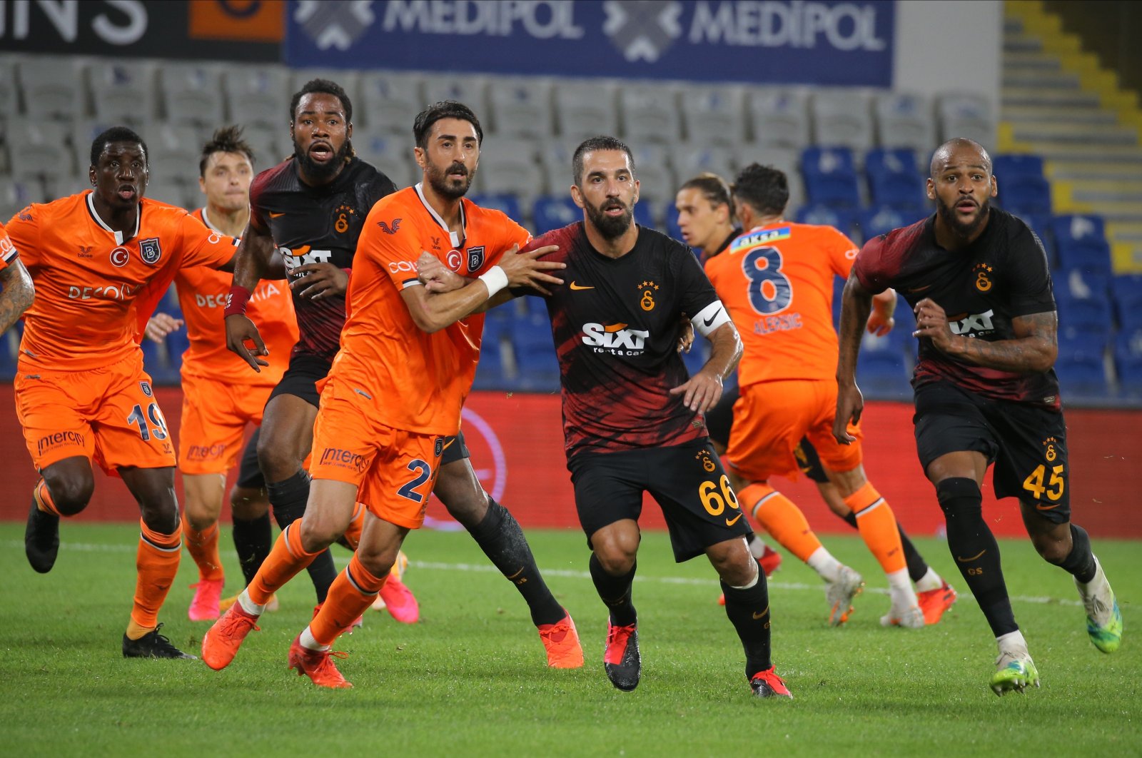 Galatasaray beats Medipol Başakşehir in 2nd game of Süper Lig season