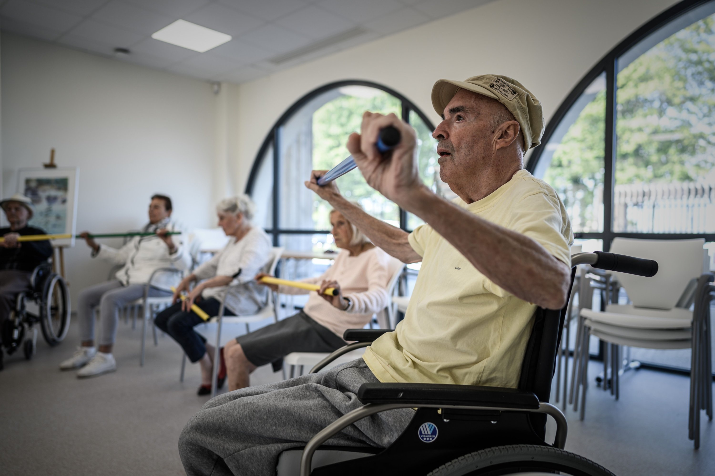 Alzheimer’s patients engage in physical activity in the village Landais Alzheimer site for Alzheimer’s patients in Dax, southwestern France, Sept. 9, 2020. (AFP Photo)