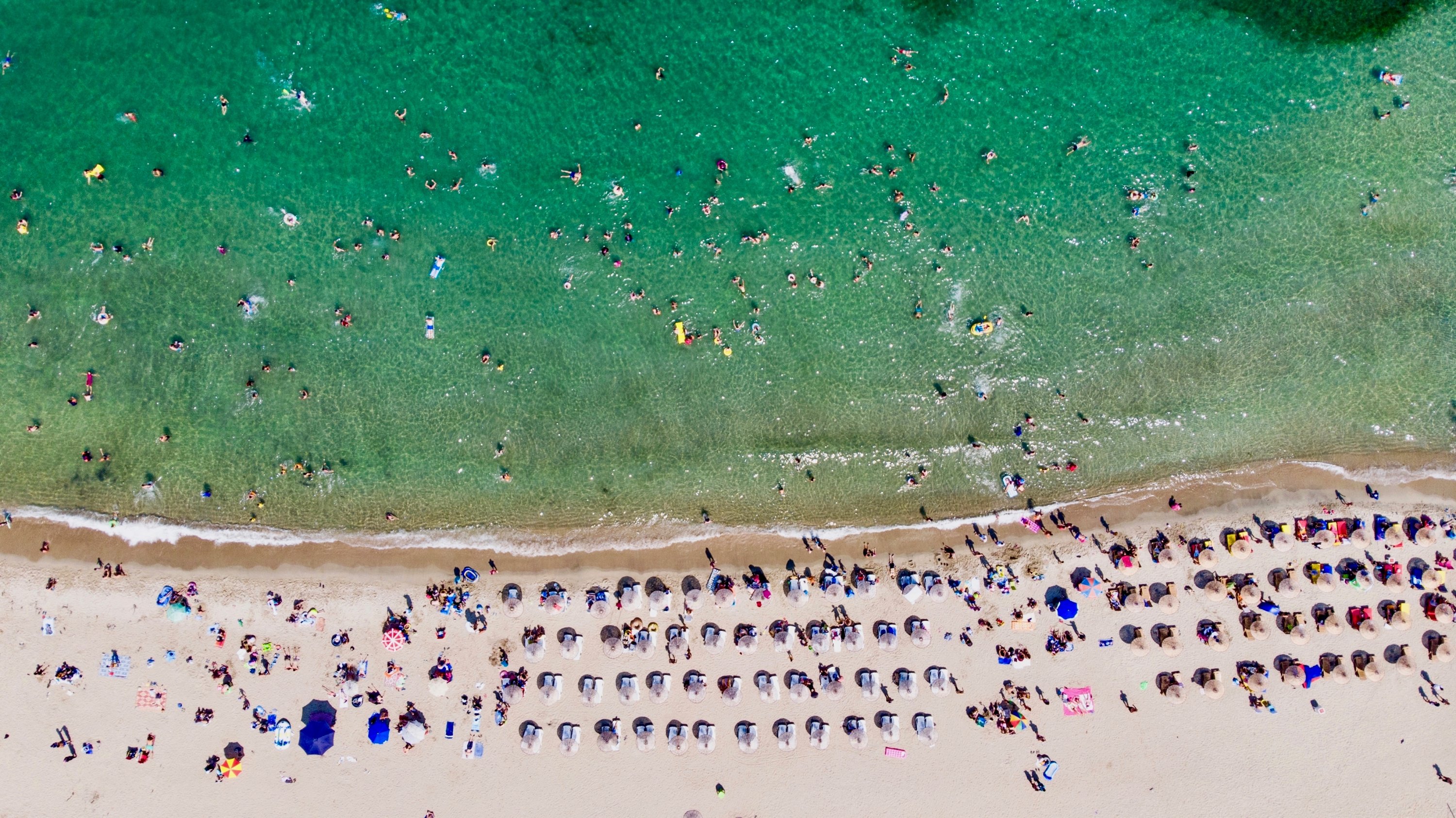 An aerial drone captures a view of a beach at the village of Turanköy, in Balıkesir's Erdek town. (Shutterstock Photo)