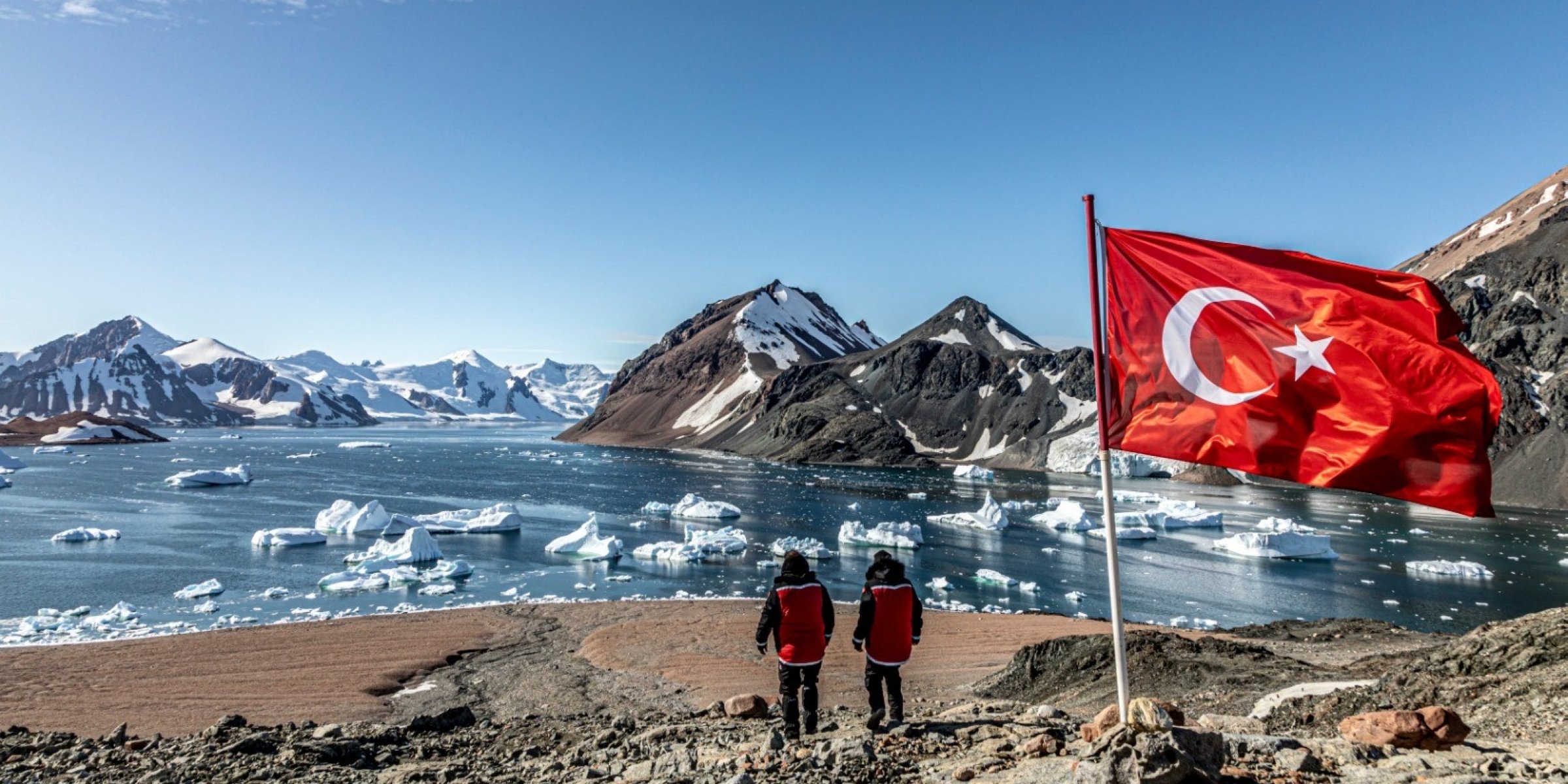 Documentary on Turkey's Antarctica expedition premieres in Ankara