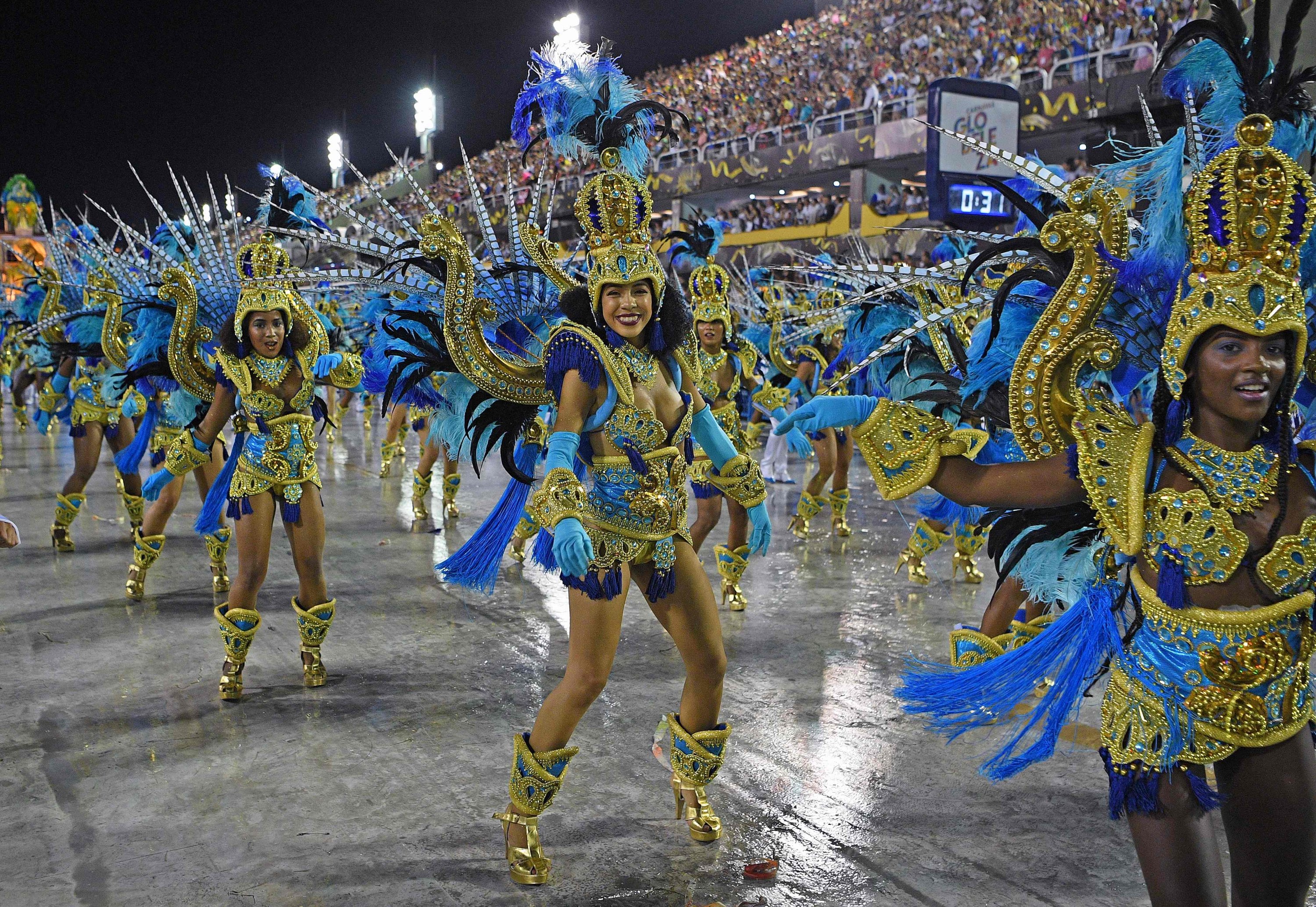 Rio De Janeiro Delays Carnival For 1st Time In A Century Over Pandemic Daily Sabah