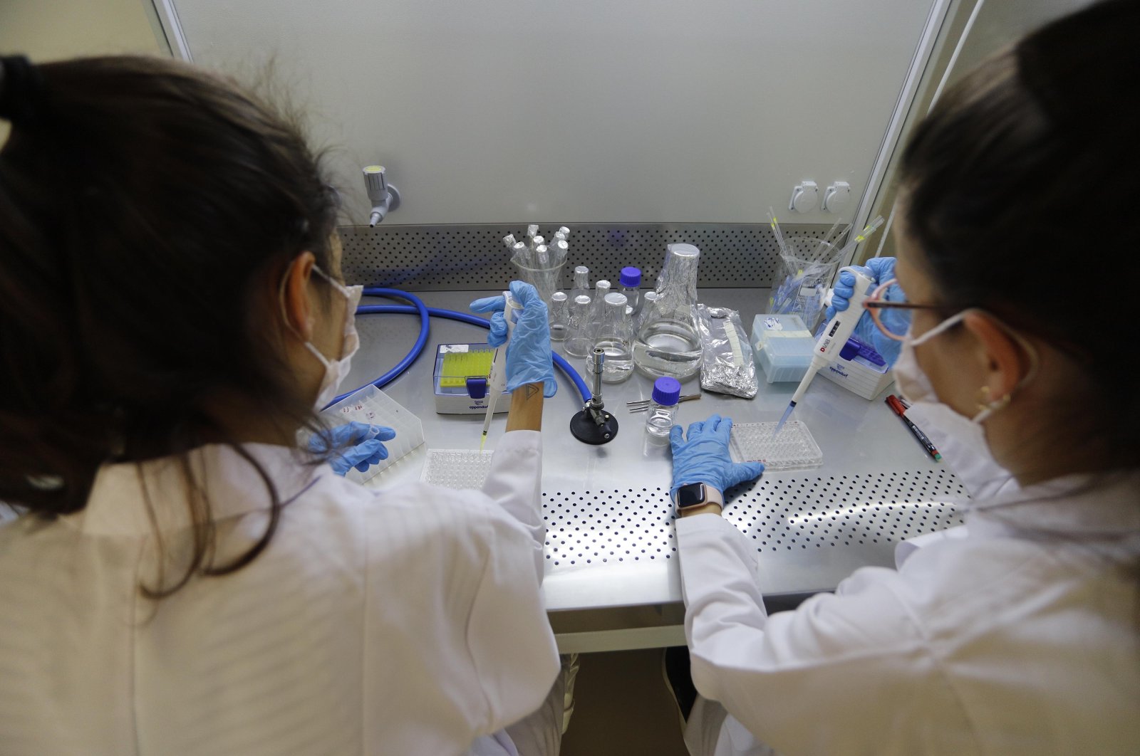 Researchers work in a laboratory developing a vaccine, in the capital Ankara, Turkey, Sept. 24, 2020. (DHA Photo) 