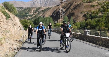 People ride bicycles for an event promoting healthier lifestyles, in Van, eastern Turkey, Sept. 28, 2020. (IHA Photo)