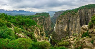 The Tazı Canyon, also called Wisdom Valley, offers visitors spectacular sights in Antalya, Turkey. (Shutterstock Photo)