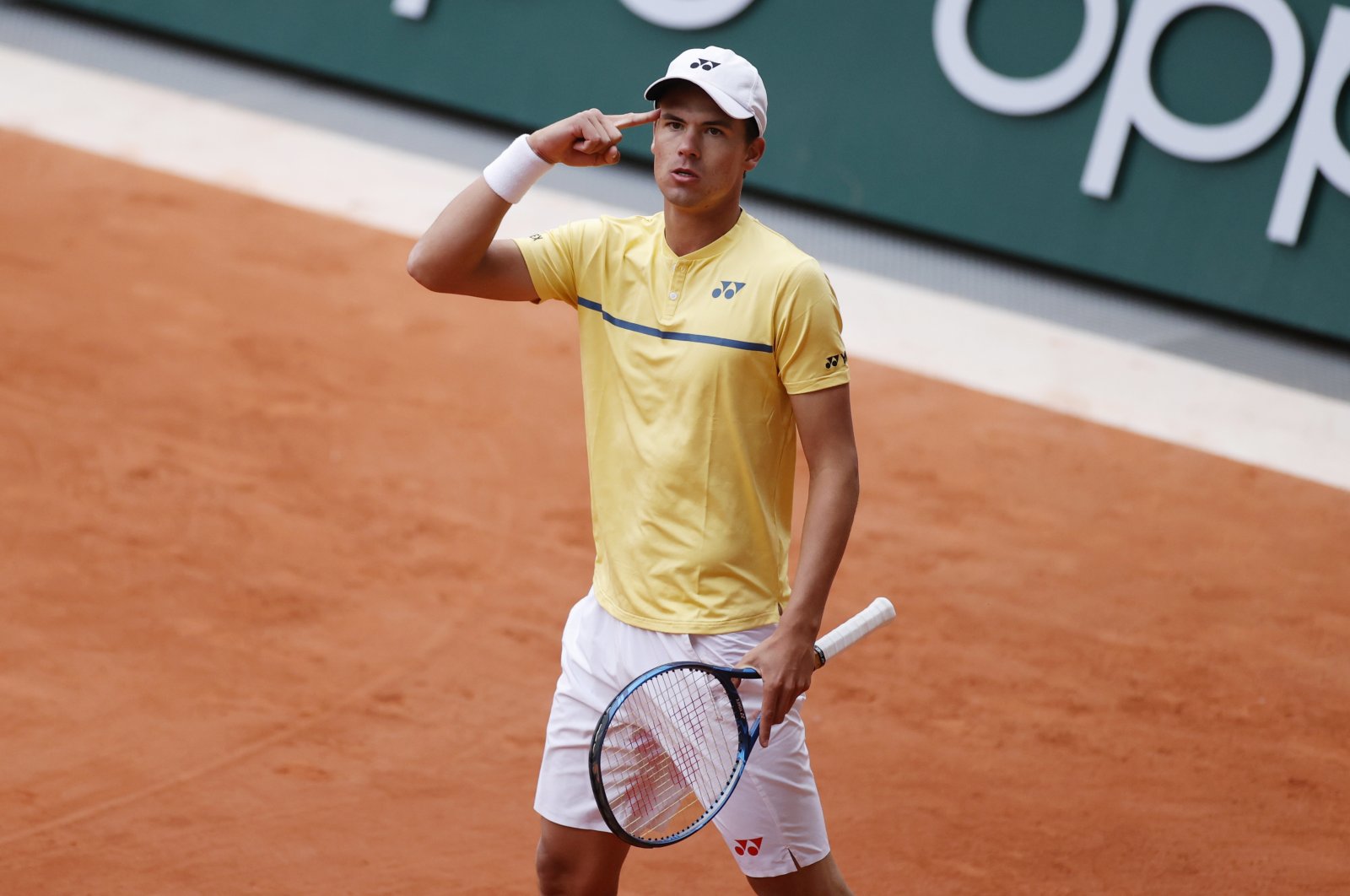 Daniel Altmaier during a French Open tennis match against Matteo Berrettini, in Paris, France, Oct. 3, 2020. (Reuters Photo)
