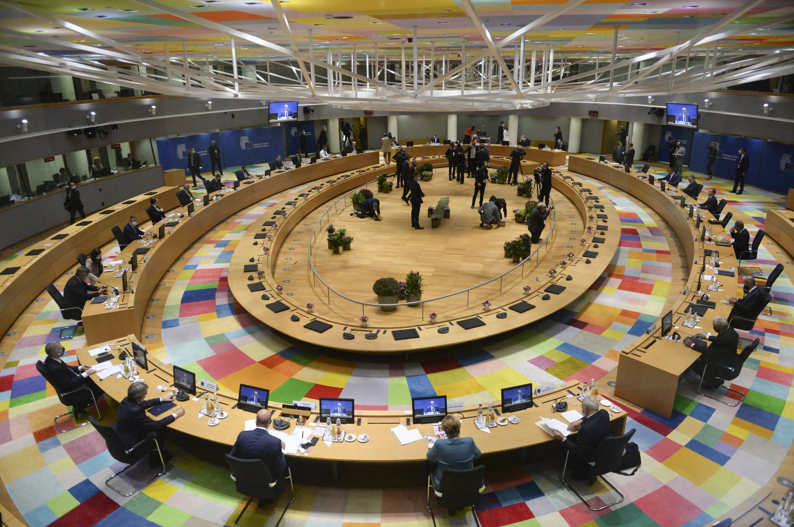 A general view of the round table meeting at an EU summit whose top agenda is the tension in the Eastern Mediterranean, at the European Council building, Brussels, Oct. 1, 2020. (AP Photo)