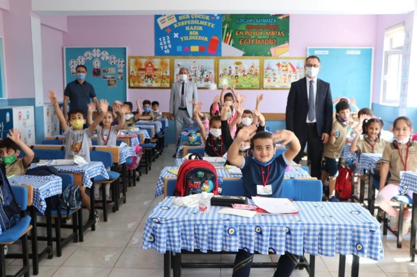 Turkey expands in-person education with more grades back to school | Daily Sabah