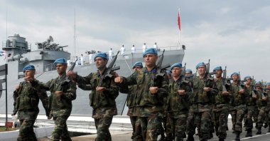 Turkish peacekeeping troops taking part in the United Nations Interim Force in Lebanon arrive in Tyre on Oct. 10, 2006 (AA File Photo)